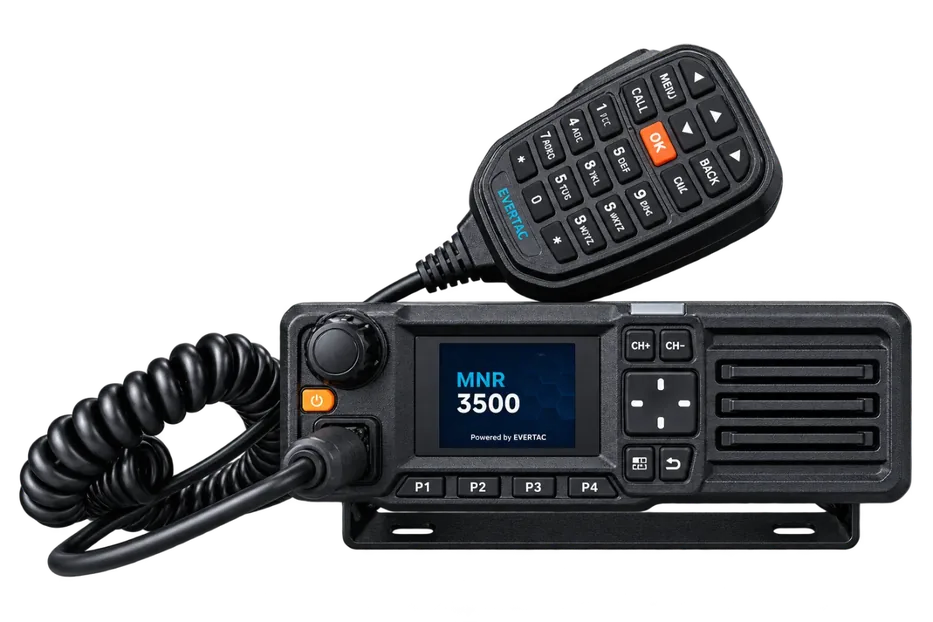 MNR3500 digital mobile radio